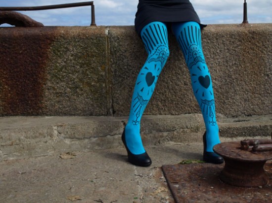 manon_in_love_blue