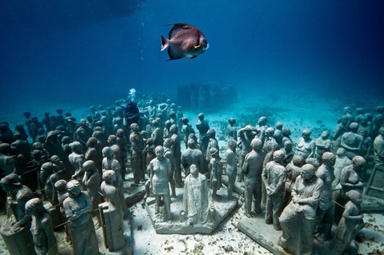 underwater-sculptures-can-004