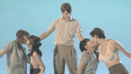 klaxons2