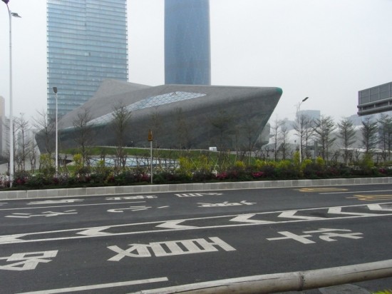 guangzhou-opera-house-2