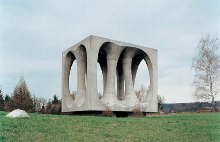 Spomenik Architecture