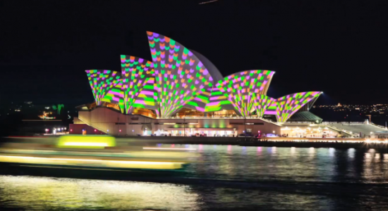 timelapse-of-vivid-sydney-20114