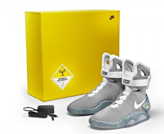 nike mag 2011