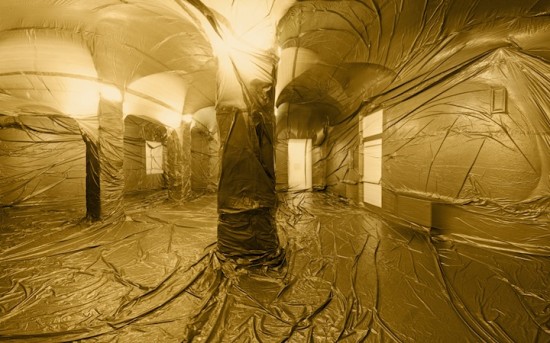 plastic-rooms12