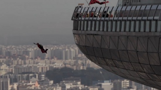 marina-bay-sands-skypark-base-jump-6