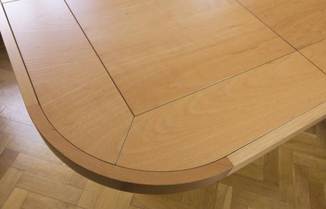TrackTile Table