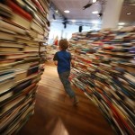 Brazilian Artists Create Labyrinth Using 250,000 Books