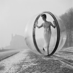 Women in Bubbles over Paris5