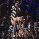 Miley Cyrus and Robin Thicke perform "Blurred Lines" during the 2013 MTV Video Music Awards in New York