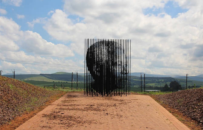 Mandela Sculpture by Marco Cianfanelli