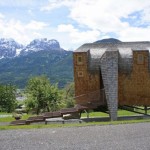 Minimalist Home in Austrian8