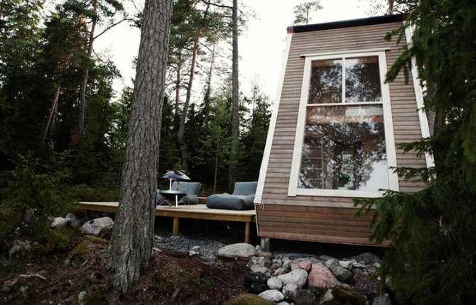 Micro Wooden Cabin Architecture