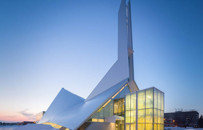 Church Converted in Library in Quebec