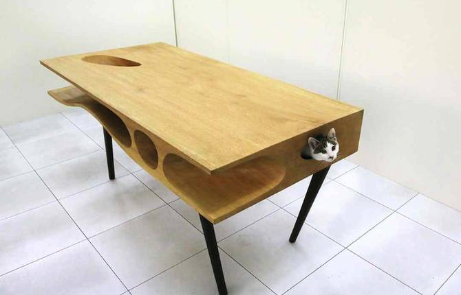 Cat Table