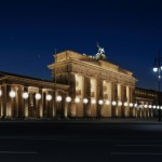 Berlin Wall rebuilt in Glowing Orbs_0