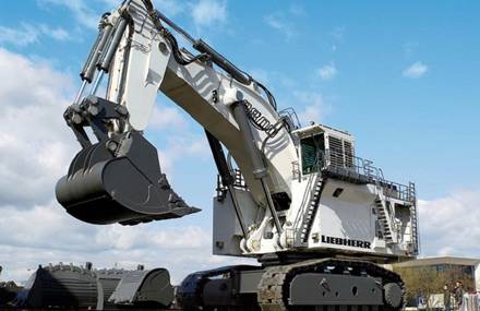 World’s Largest Mining Excavator – Liebherr R-9800