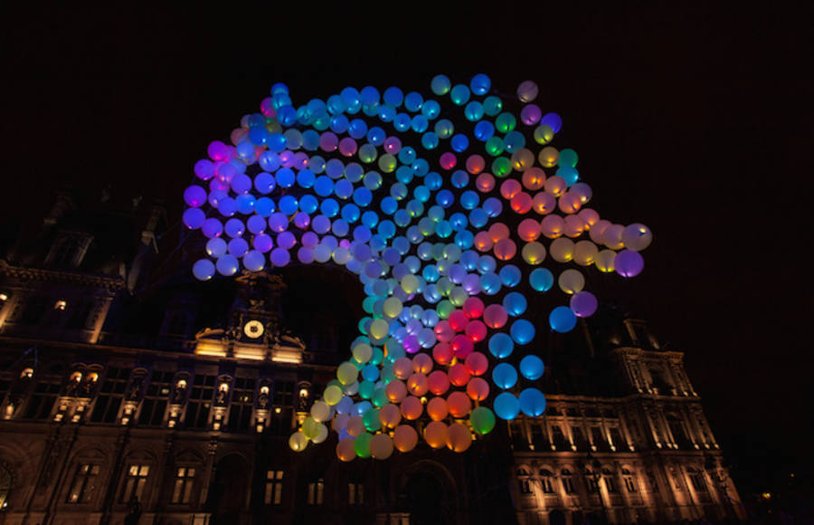 Interactive Burble Installation in Paris