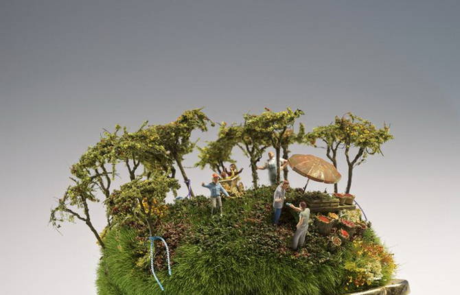 Miniatures Scenes Sculpture with Everyday Objects
