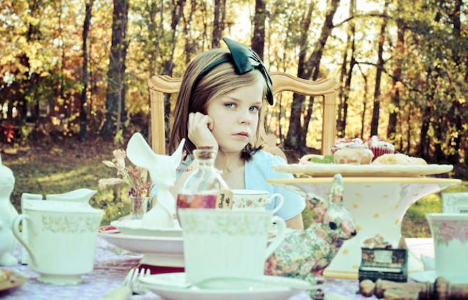 Mum Photographer Turns Her Daughter into Iconic Characters