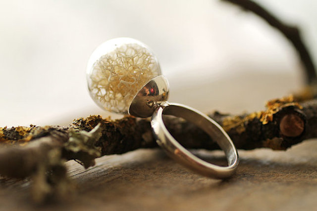 Poetic Jewels Containing Real Flowers-18
