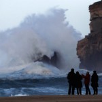 bigwavesportugalreuters-17