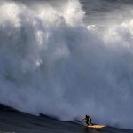 bigwavesportugalreuters-4