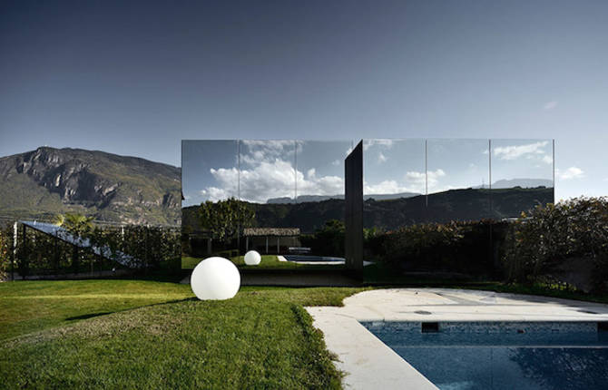Mirror Houses in Italy