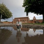 undefined Miniature Sculptures in City Photography_23