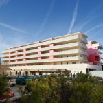Red Housing by Pietri Architectes-8