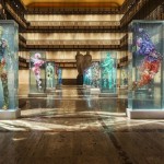 Glass-Encased Silhouettes Sculptures-1