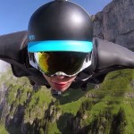 Majestic Wingsuit Flight in Switzerland_3