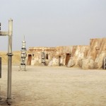 Abandoned Stars Wars Decoration Sets In The Desert_5