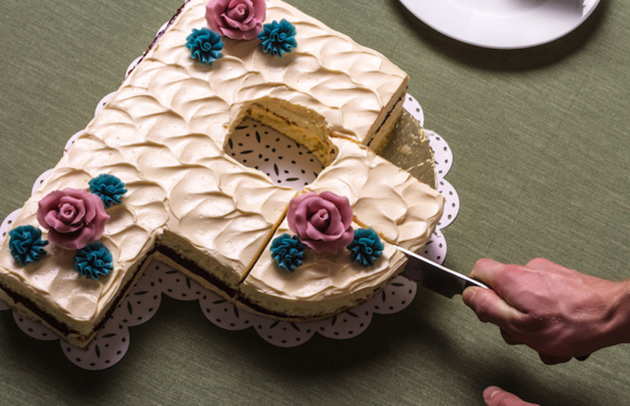 Lettering with Cake Typography