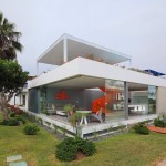 Flashy Orange Staircase in Modern Home-12