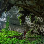 Incredible Hidden Cave in Laos_14