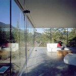 The Khyber Ridge House Into A Cliff_7