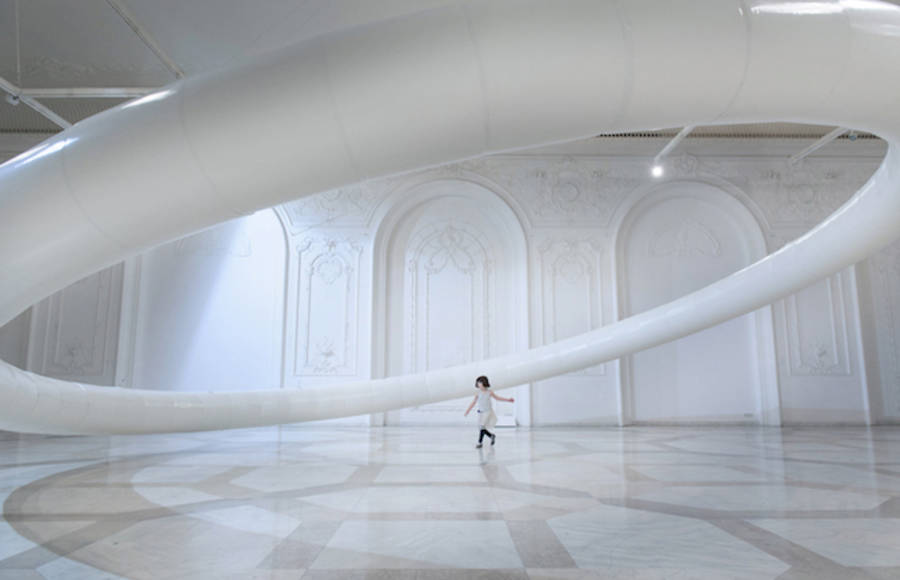 Giant Ring in Bucarest Museum