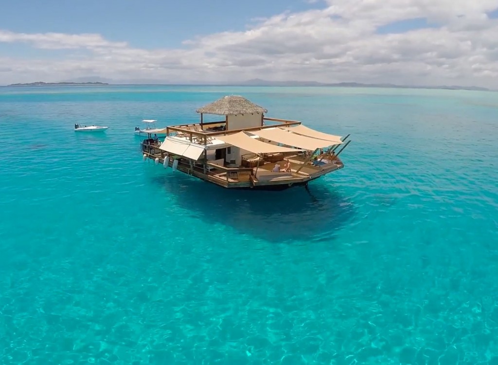 Amazing Floating Bar in Fiji Media