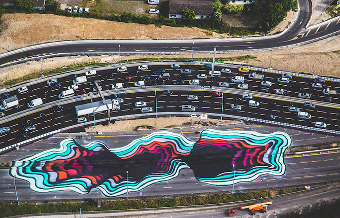 3D Effect Portal Formed on a Parisian Highway