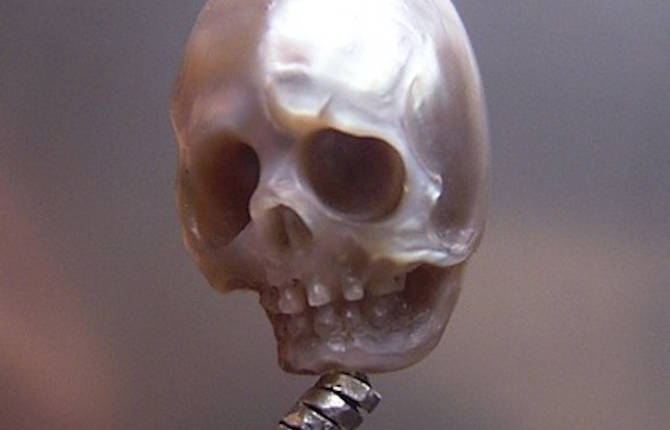 Skull Pearls Jewelry