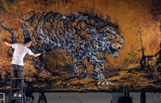 Giant Painting of a Roaring Tiger