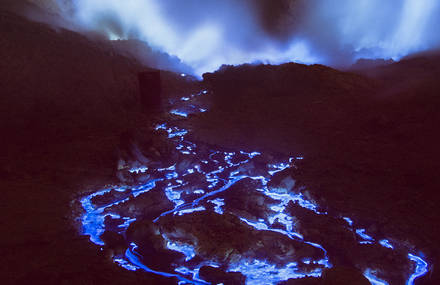 Rivers of Molten Sulphur in an Indonesian Volcano