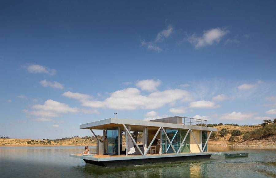 Modular Floating Cabin