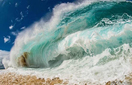 Impressive Crashing Ocean Photography