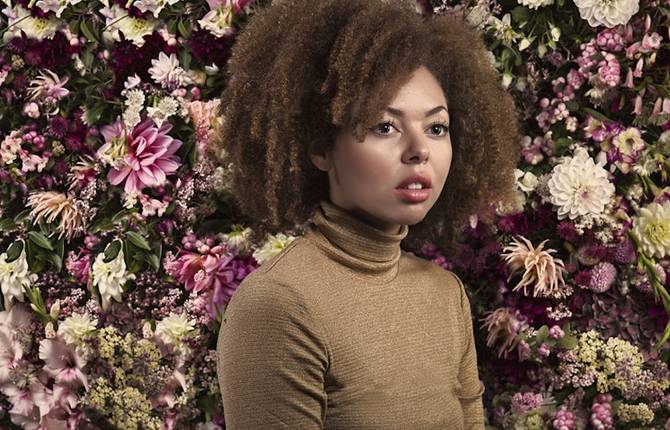 Blooming Celebration of Womanhood Through Portraits