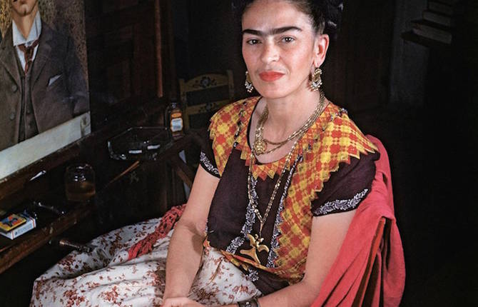 Poignant and Intimate Last Photographs of Frida Kahlo
