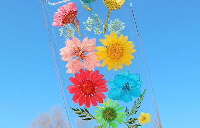 Sweet Phone Cases with Real Flowers