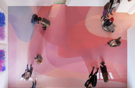 Flood-Like and Colorful Floor in an Exhibition