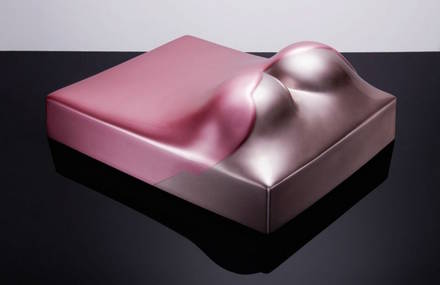 Naomi Campbell’s Taschen Anthology Book