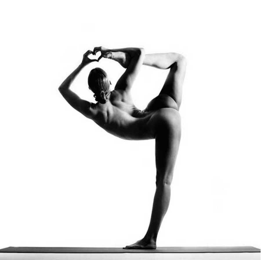 nude yoga Beautiful